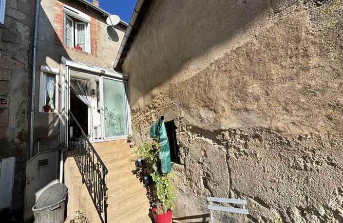 Maison de bourg de 3 pièces principales — photo 2