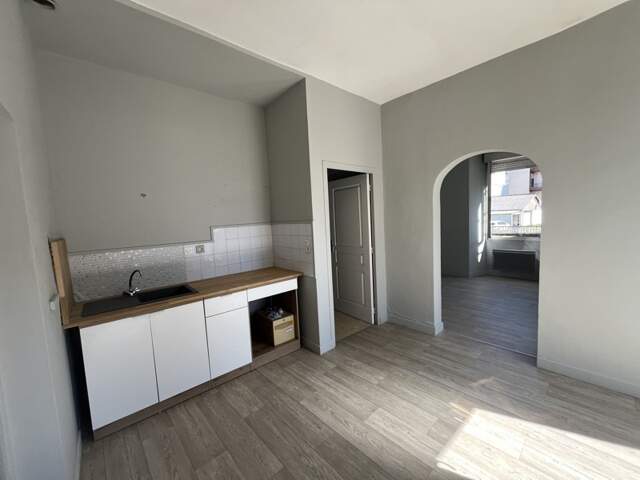 Appartement de 4 pièces principales — photo du bien
