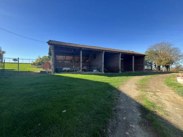 Maison 1 pièce 150 m² à L'Isle-Jourdain — photo du bien