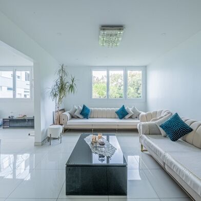 Appartement 4 pièces 200000 €