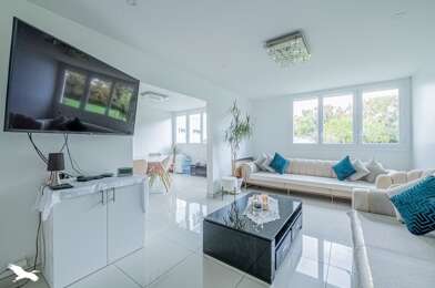 Appartement 4 pièces 200000 €