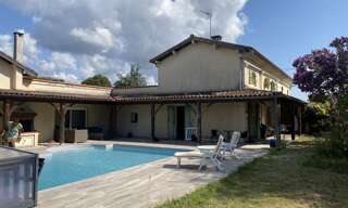 Maison 8 Pièces 220 m² à vendre à Les Églisottes-et-Chalaures (33230)