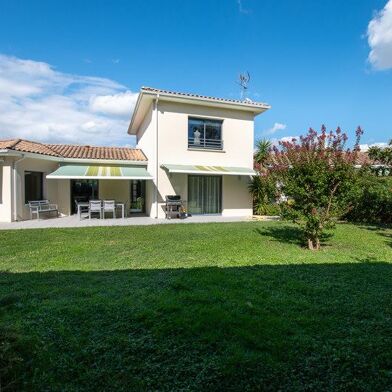 Maison 5 pièces 499500 €