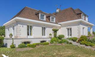 Maison 10 Pièces 185 m² à vendre à Chambray-lès-Tours (37170)