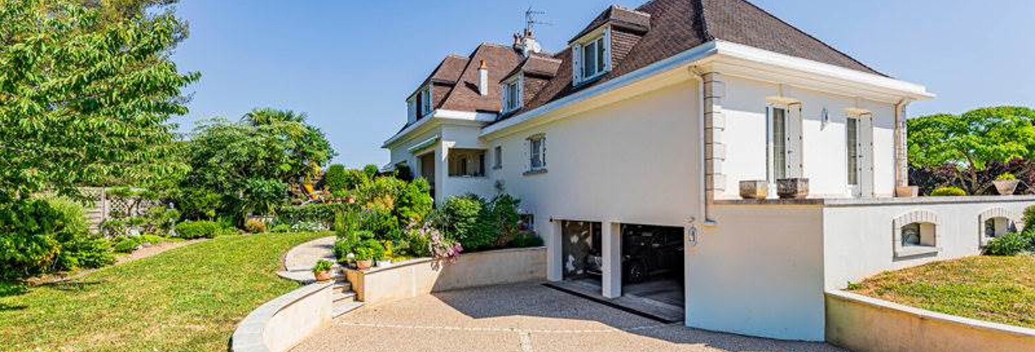 Maison 10 Pièces 185 m² à vendre à Chambray-lès-Tours (37170)