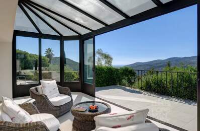 Peymeinade : Villa au cœur d’une domaine sécurisé, avec vue mer — photo du bien