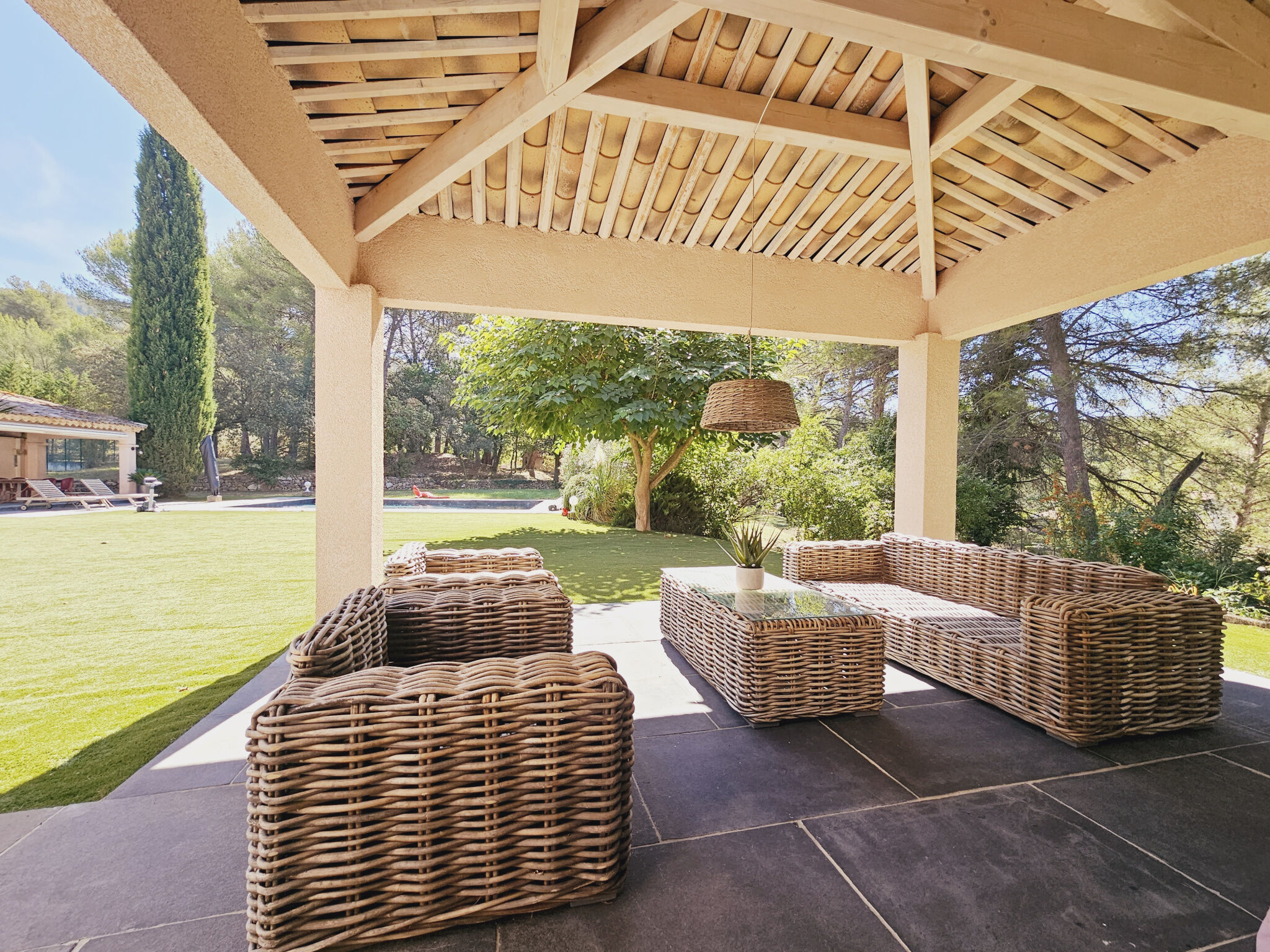 Villa / Maison  T7 à vendre Auriol 13390