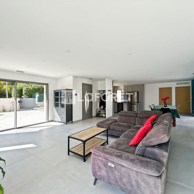 Maison 6 pièces 573000 €