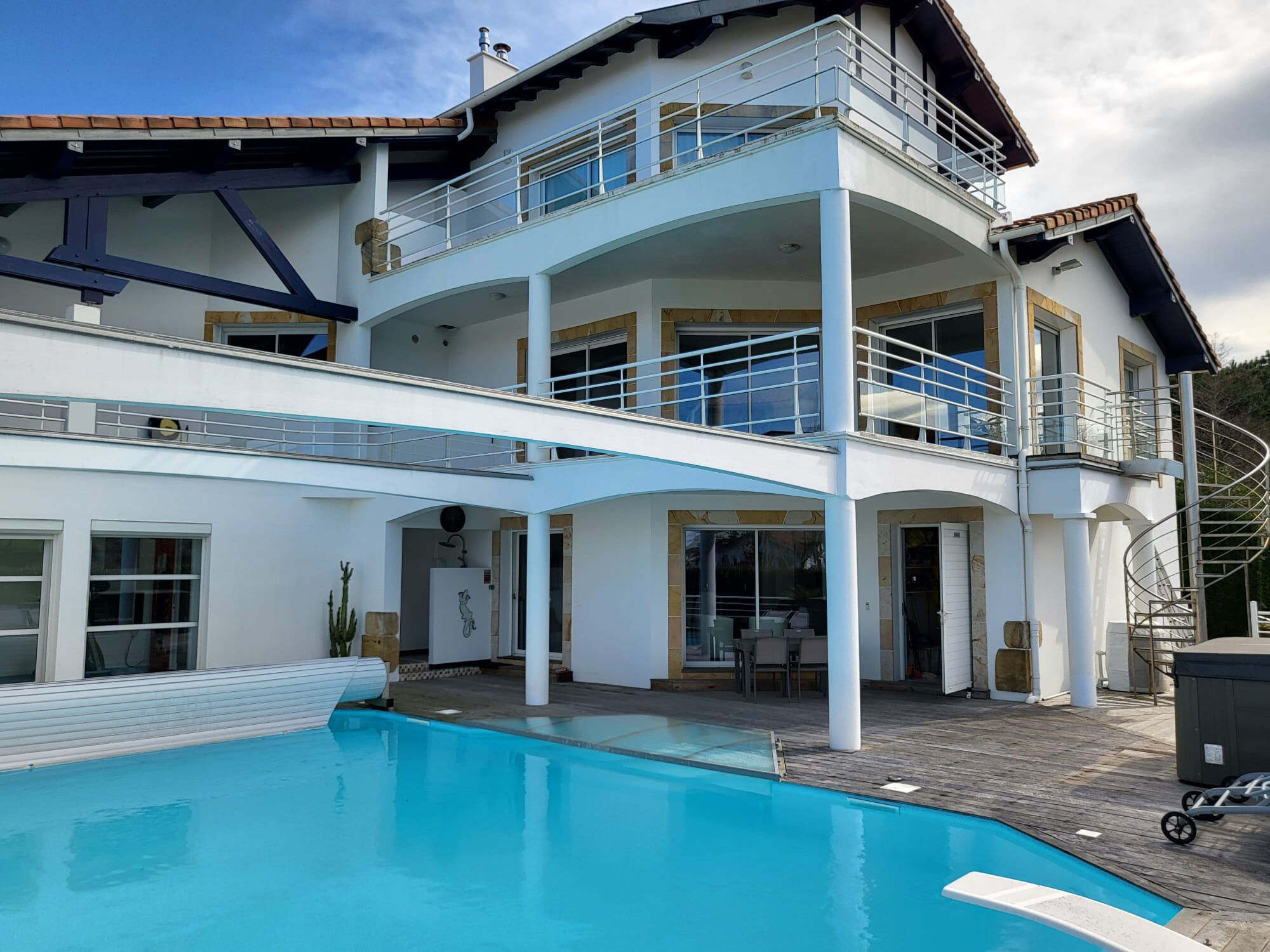 Villa / Maison  T6 à vendre Bidart 64210