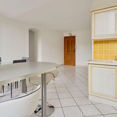 Appartement 3 pièces 135000 €