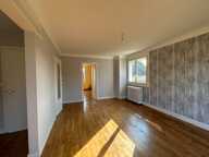 Charmante maison sur sous sol complet de 126m2 habitable très lumineuse avec grand jardin et dépendance — photo 2