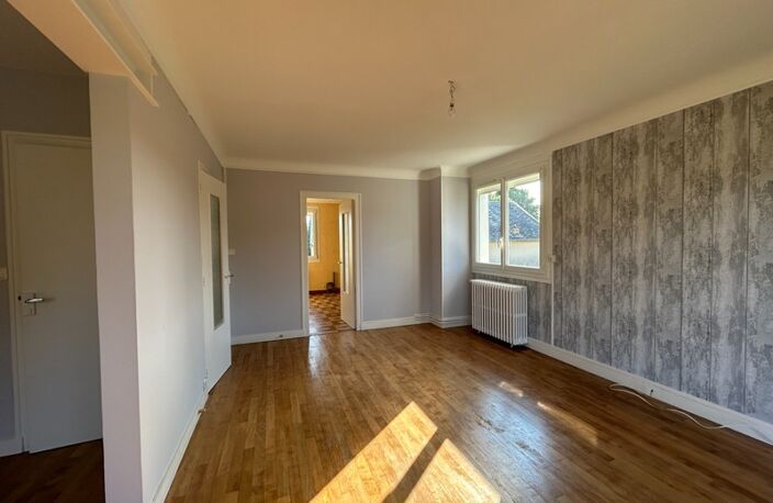Charmante maison sur sous sol complet de 126m2 habitable très lumineuse avec grand jardin et dépendance — photo 2