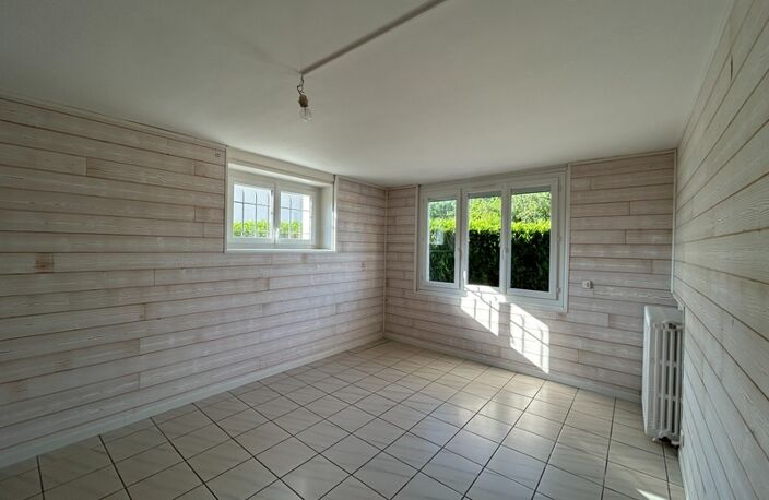 Charmante maison sur sous sol complet de 126m2 habitable très lumineuse avec grand jardin et dépendance — photo 4