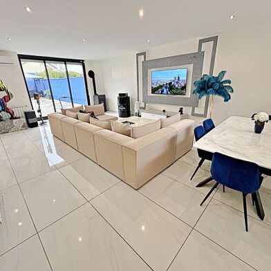 Maison 7 pièces 549000 €