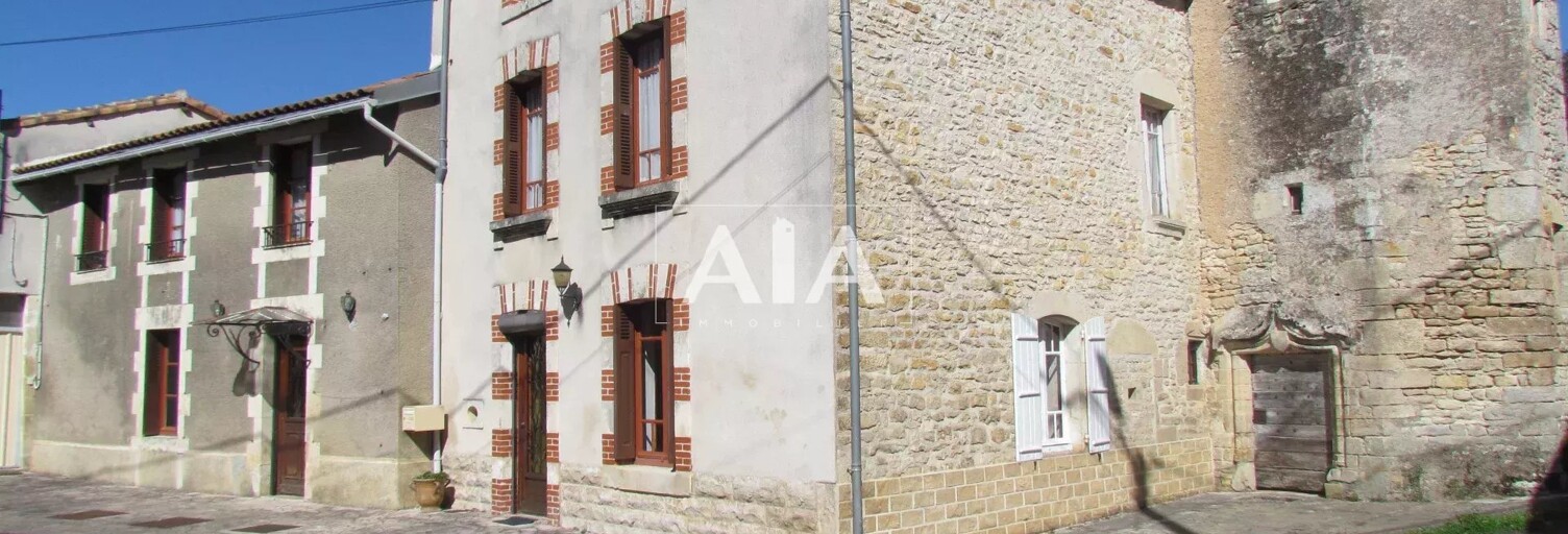 Maison 12 Pièces 251 m² à vendre à Lizant (86400)