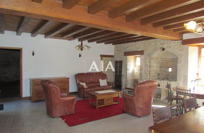 MAISON ENTRE CIVRAY ET RUFFEC — photo 5