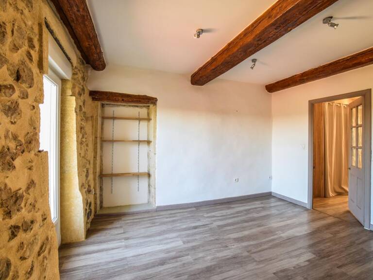 Maison de village à Vendre à Estézargues, 4 chambres, idéal premier achat, investissement locatif — photo 1