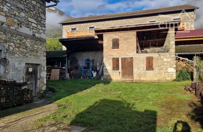 VENTE GRESIVAUDAN LA TERRASSE : MAISON + GRANGE + CAVE ET TERRAI — photo 5