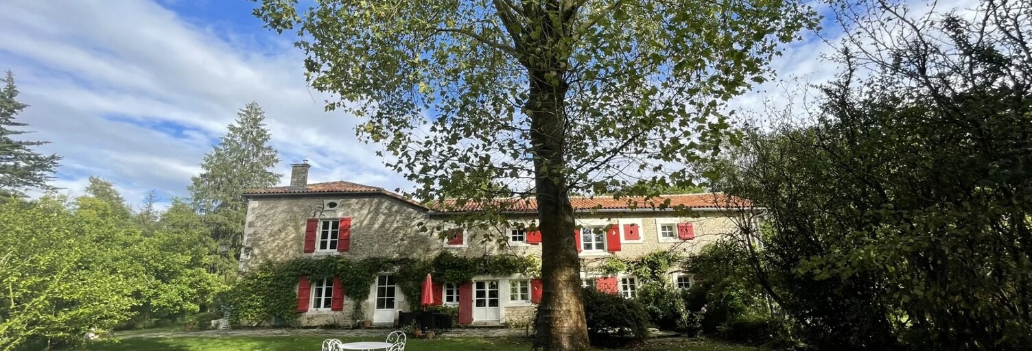 Maison 8 Pièces 289 m² à vendre à Melle (79500)