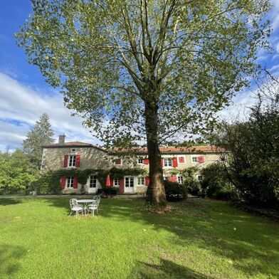 Maison 8 pièces 614800 €