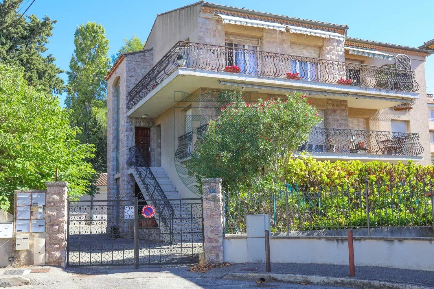 Appartement  T5 à vendre Aix-en-Provence 13090