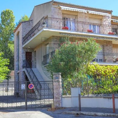 Appartement 5 pièces 189000 €