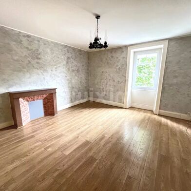 Maison 7 pièces 140000 €