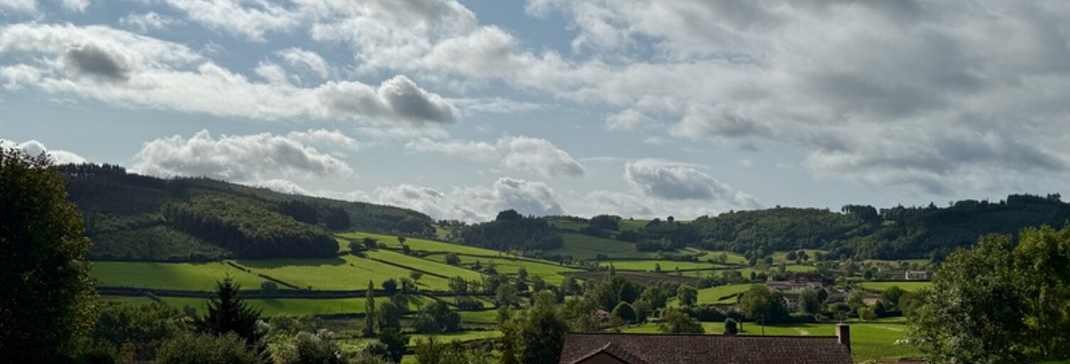 Terrain  759 m² à vendre à Matour (71520)