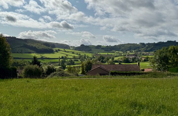 Exclusivité, Terrain à vendre  MATOUR (71) centre ville avec accès piéton — photo 2