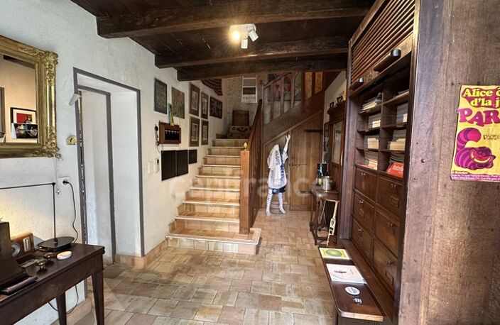 À vendre , Authentique longère charentaise de 186 m² habitables avec grand terrain arboré à Berneuil — photo 5