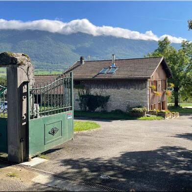 Maison 8 pièces 755000 €
