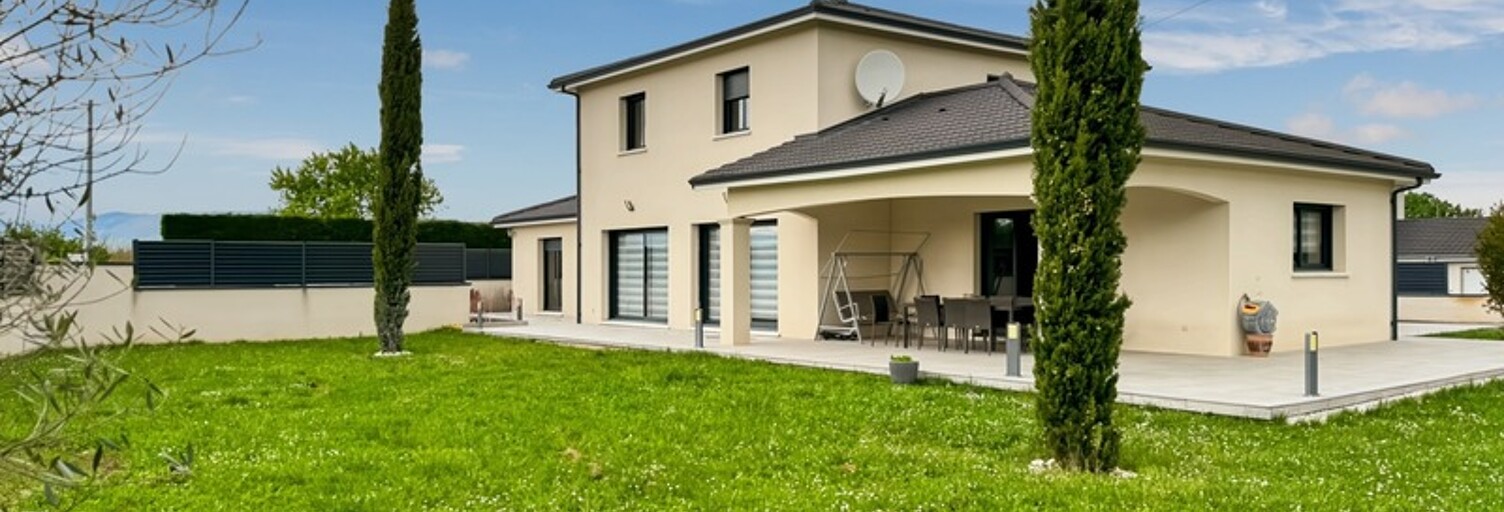 Maison 7 Pièces 275 m² à vendre à Clonas-sur-Varèze (38550)