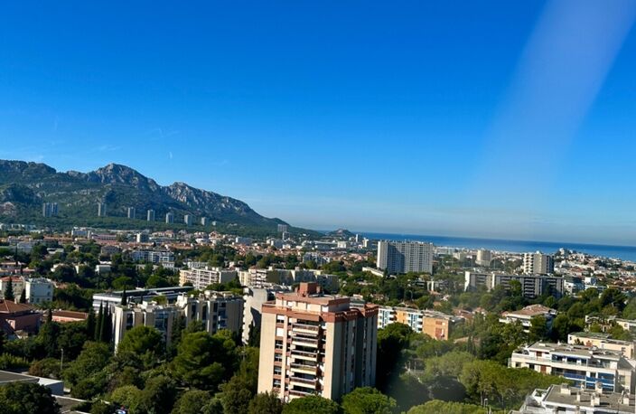 Marseille 9ème, Allée des pins, T4/5 de 105m2 lumineux avec vue dégagée + cave — photo 5