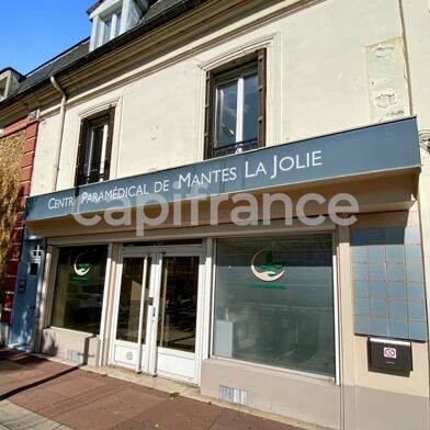 Immeuble  780000 €