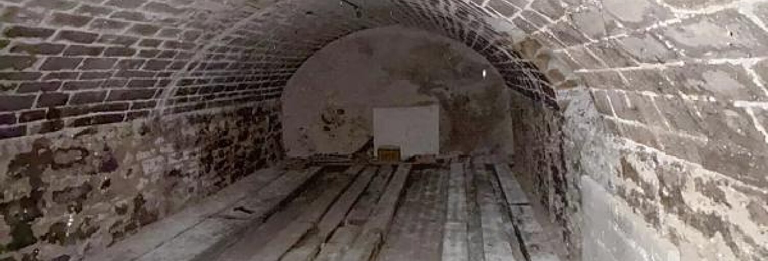 Local industriel 1 Pièce 126 m² à vendre à Mantes-la-Jolie (78200)