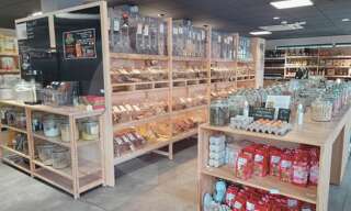 Commerce  145 m² à vendre à Vétraz-Monthoux (74100)