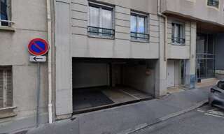 Garage   m² à louer à Caluire-et-Cuire (69300)