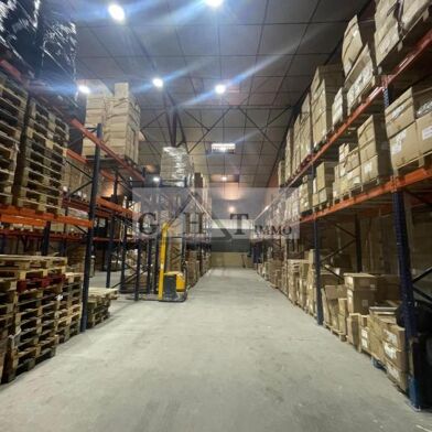 Local industriel  2420000 €