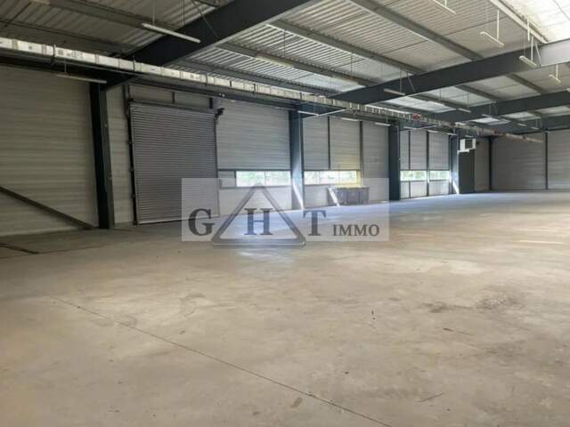 Entrepôt a vendre - Creil — photo du bien