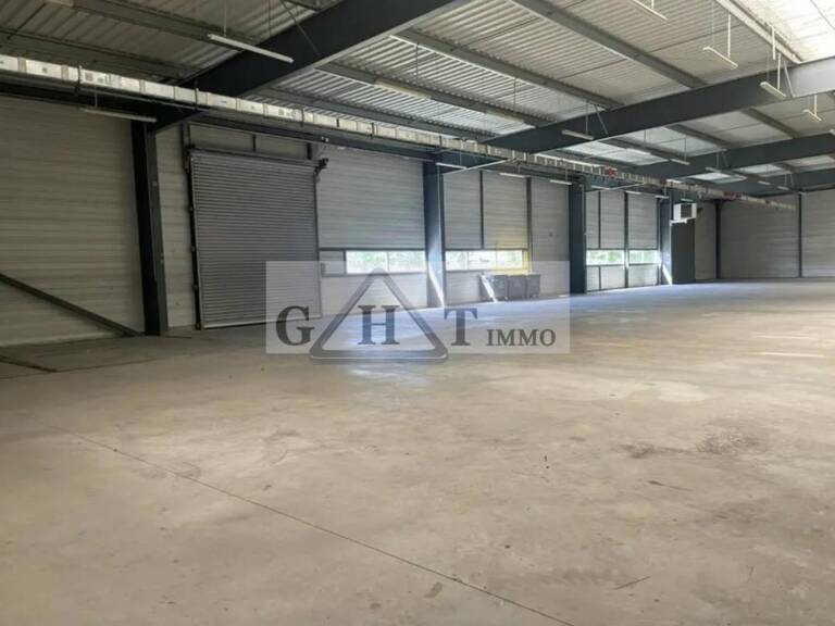 Entrepôt a vendre - Creil — photo 1