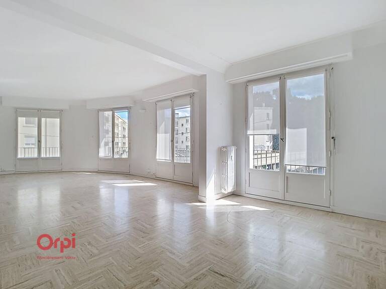 Appartement À Vendre — photo 1