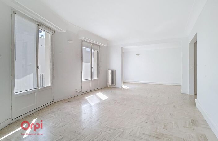 Appartement À Vendre — photo 2