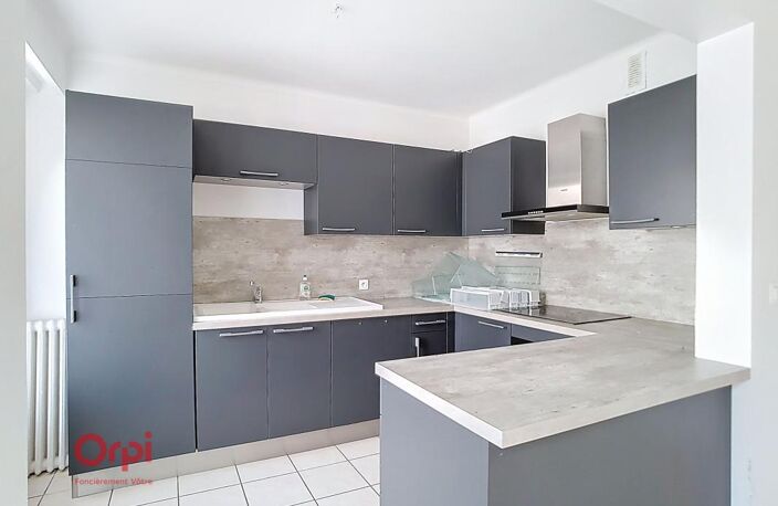 Appartement À Vendre — photo 3