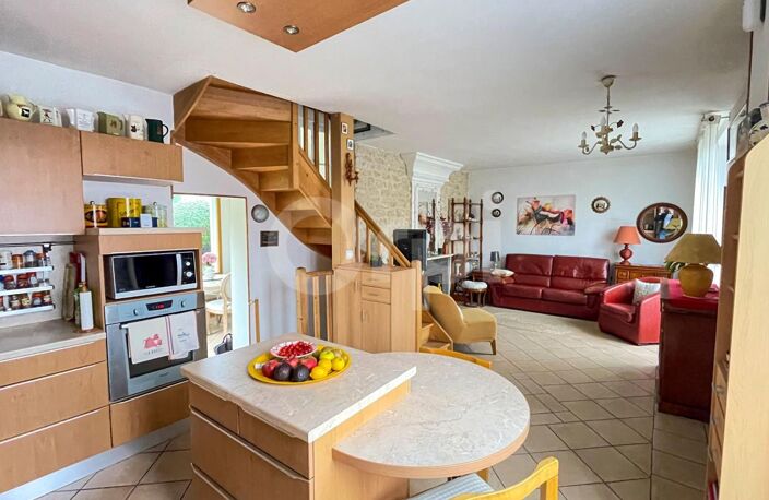Maison À Vendre 5 pièces avec s/sol et terrain — photo 3