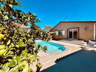 Villa de plain pied avec piscine au calme — photo 3