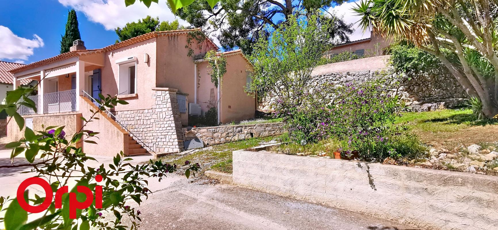 Maison à vendre centre la cadiere d'azur beau terrain