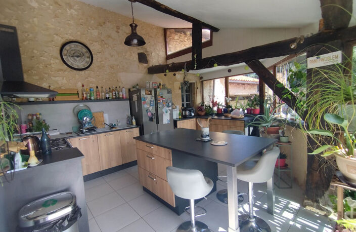 MAISON EN PIERRE — photo 5