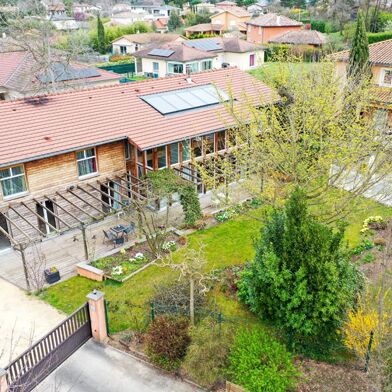 Maison 10 pièces 940000 €