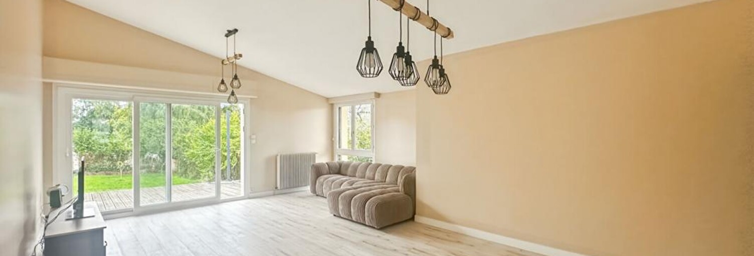 Maison 5 Pièces 125 m² à vendre à Floing (08200)