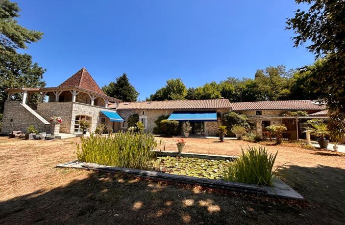 Propriété d'Exception au coeur du Périgord : Un héritage du XIVe siècle sublimé par la modernité, 270 m² habitables, 7ha de terrain à TRELISSAC 24750 — photo 3